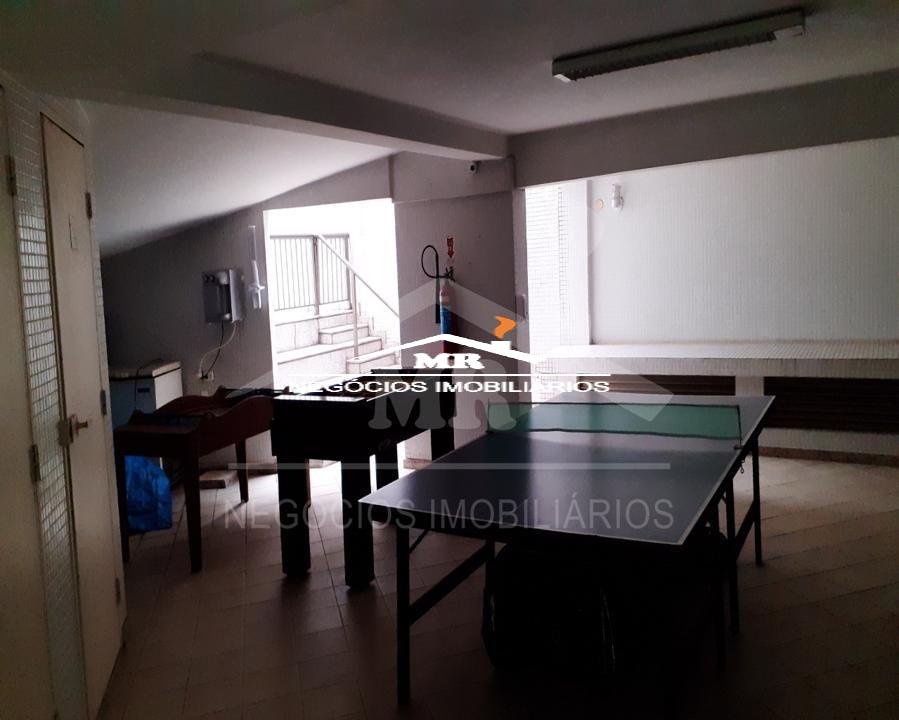 Apartamento à venda com 4 quartos, 180m² - Foto 24