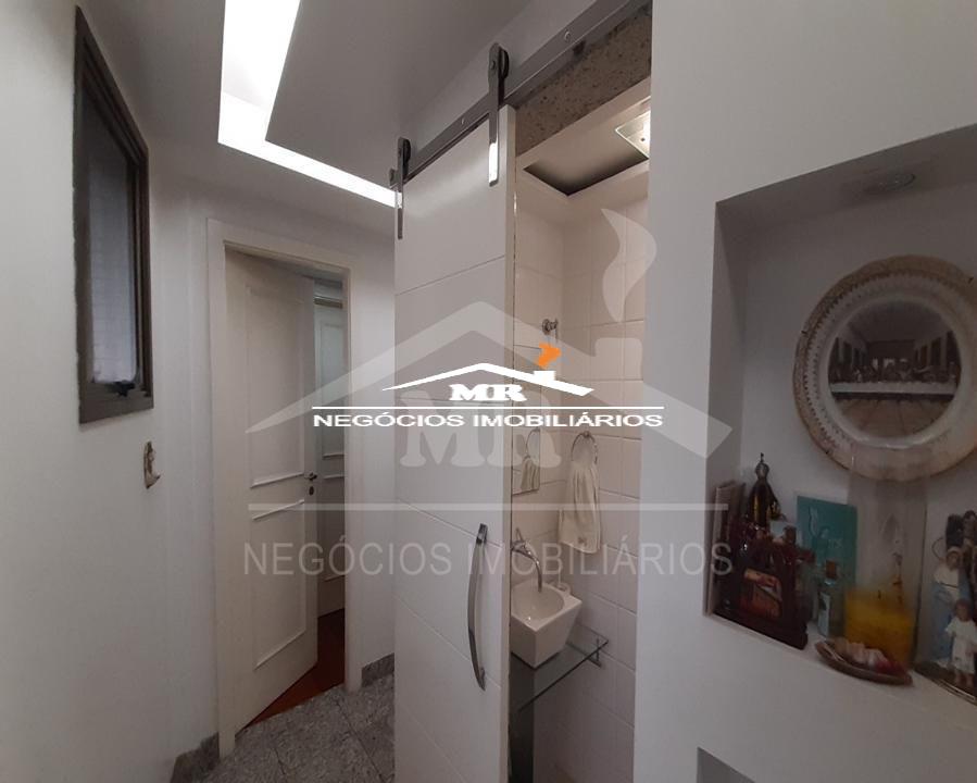 Apartamento à venda com 4 quartos, 180m² - Foto 11