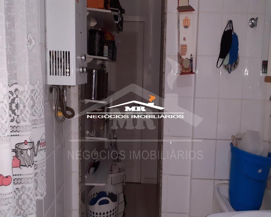 Apartamento à venda com 4 quartos, 180m² - Foto 17