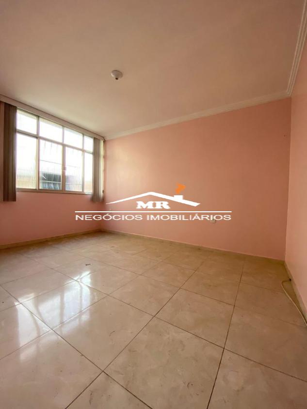 Apartamento à venda com 2 quartos, 68m² - Foto 4