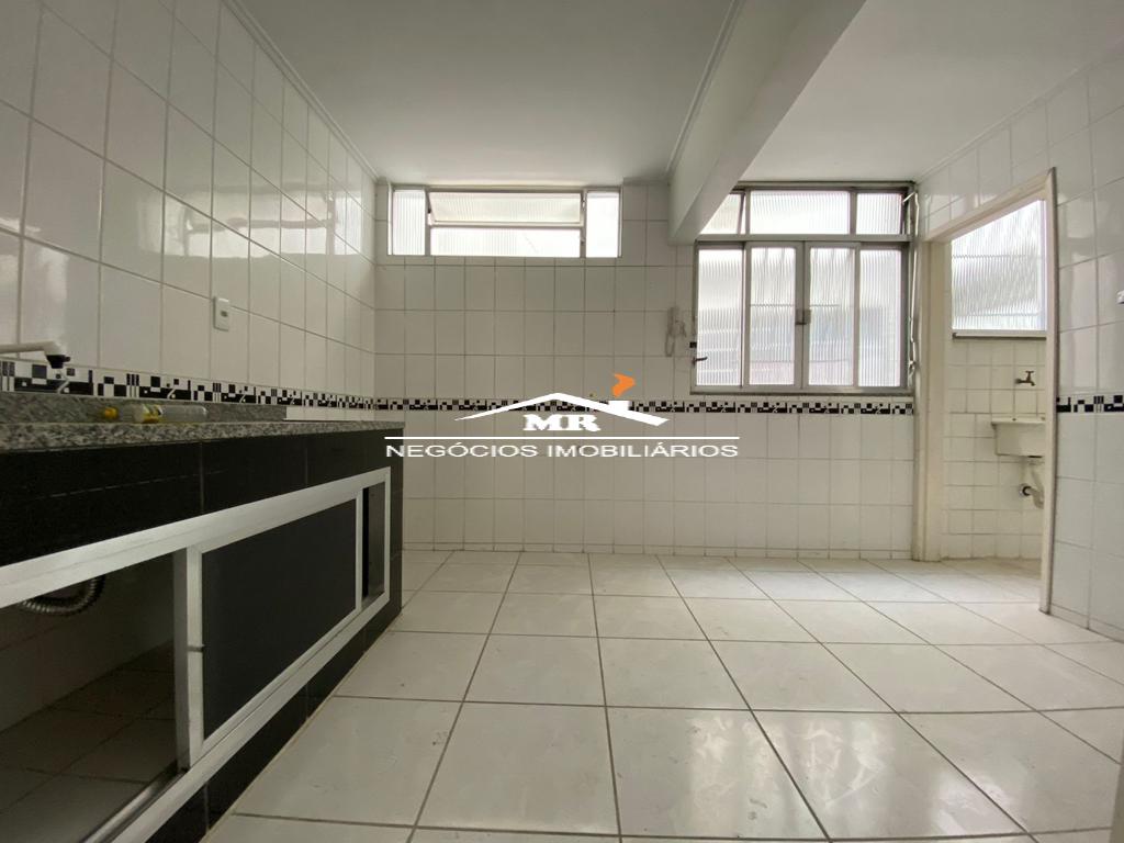 Apartamento à venda com 2 quartos, 68m² - Foto 10