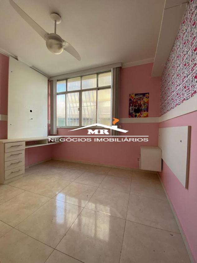 Apartamento à venda com 2 quartos, 68m² - Foto 3