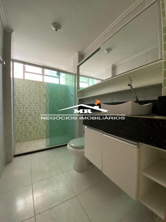 Apartamento à venda com 2 quartos, 68m² - Foto 13