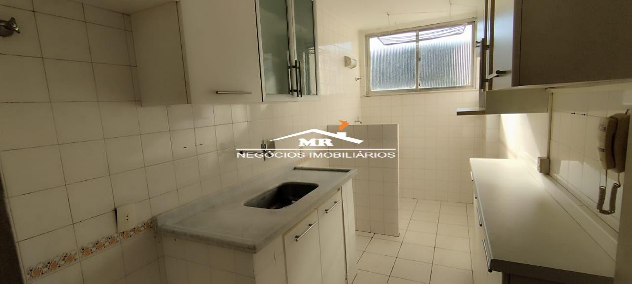 Apartamento à venda com 2 quartos, 65m² - Foto 12