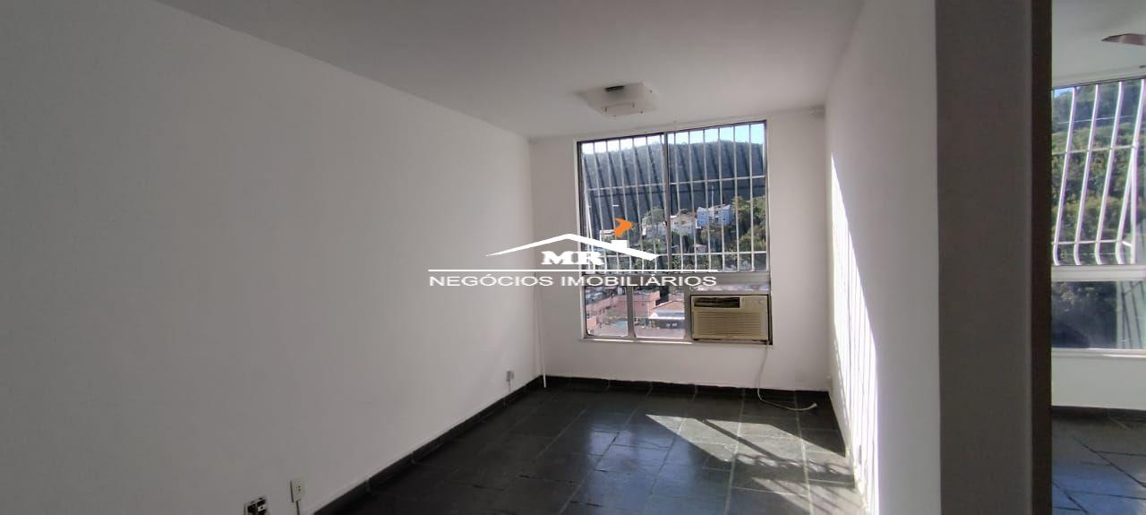 Apartamento à venda com 2 quartos, 65m² - Foto 1