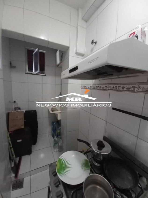 Apartamento à venda com 1 quarto, 50m² - Foto 9