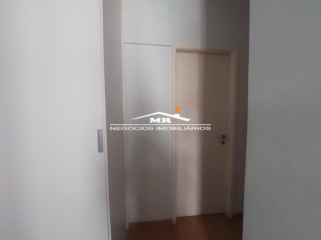 Apartamento à venda com 2 quartos, 80m² - Foto 15