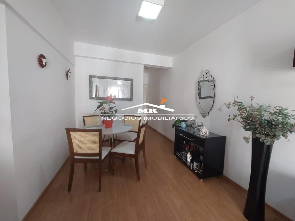 Apartamento à venda com 2 quartos, 80m² - Foto 11