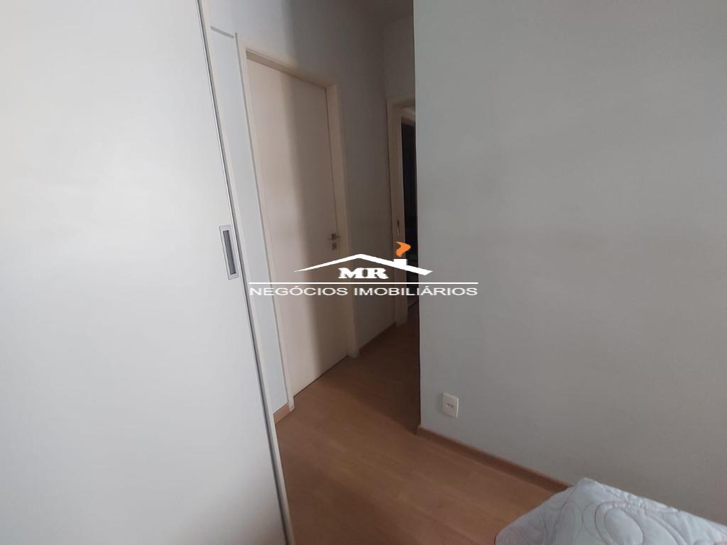 Apartamento à venda com 2 quartos, 80m² - Foto 18