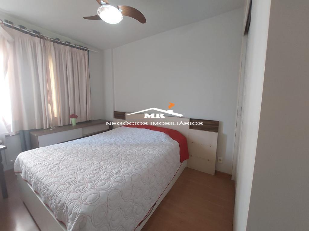 Apartamento à venda com 2 quartos, 80m² - Foto 14