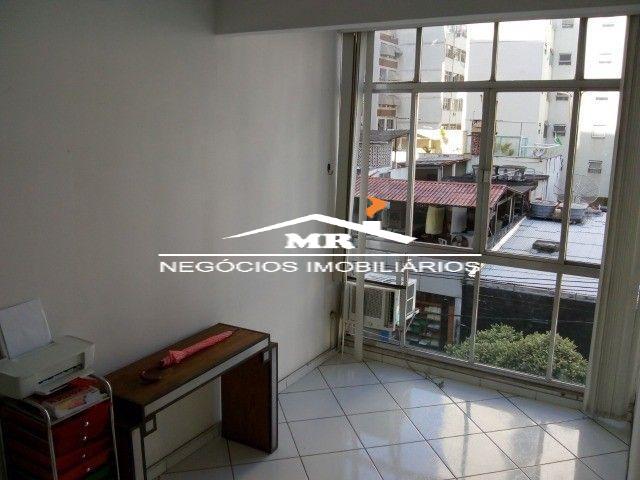 Apartamento à venda com 3 quartos, 120m² - Foto 3