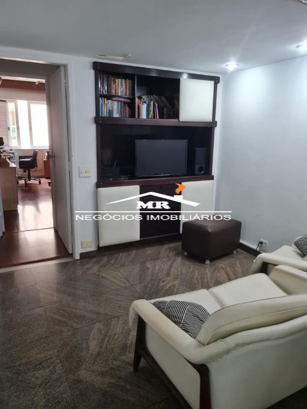 Apartamento à venda com 3 quartos, 242m² - Foto 14