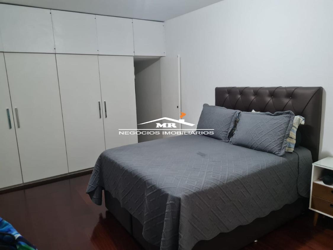 Apartamento à venda com 3 quartos, 242m² - Foto 31