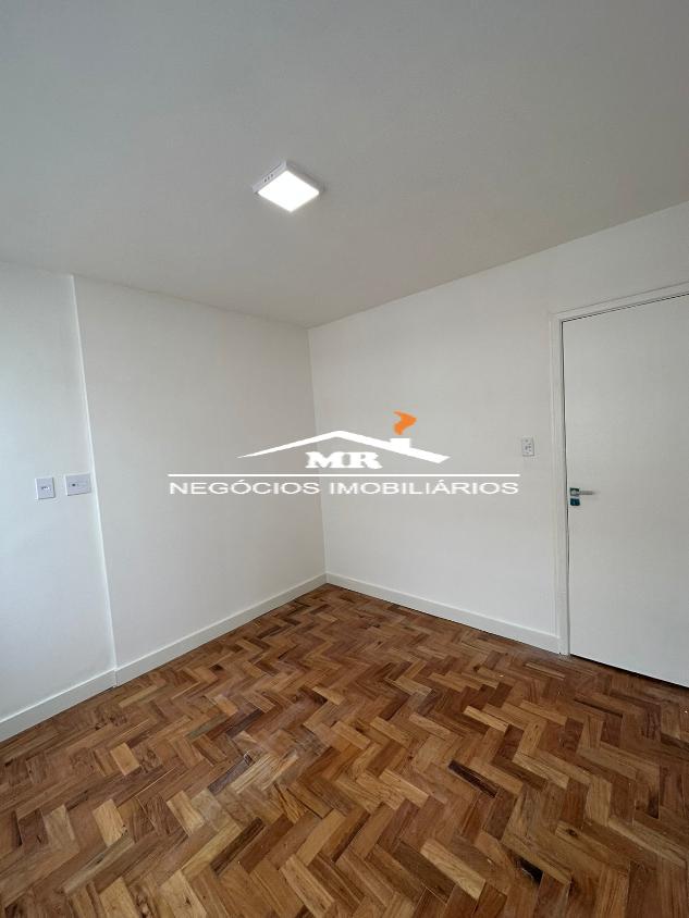 Apartamento à venda com 2 quartos, 60m² - Foto 5