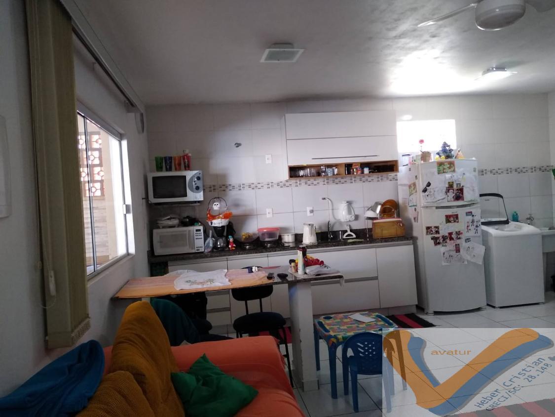 Casa à venda com 3 quartos, 157m² - Foto 9