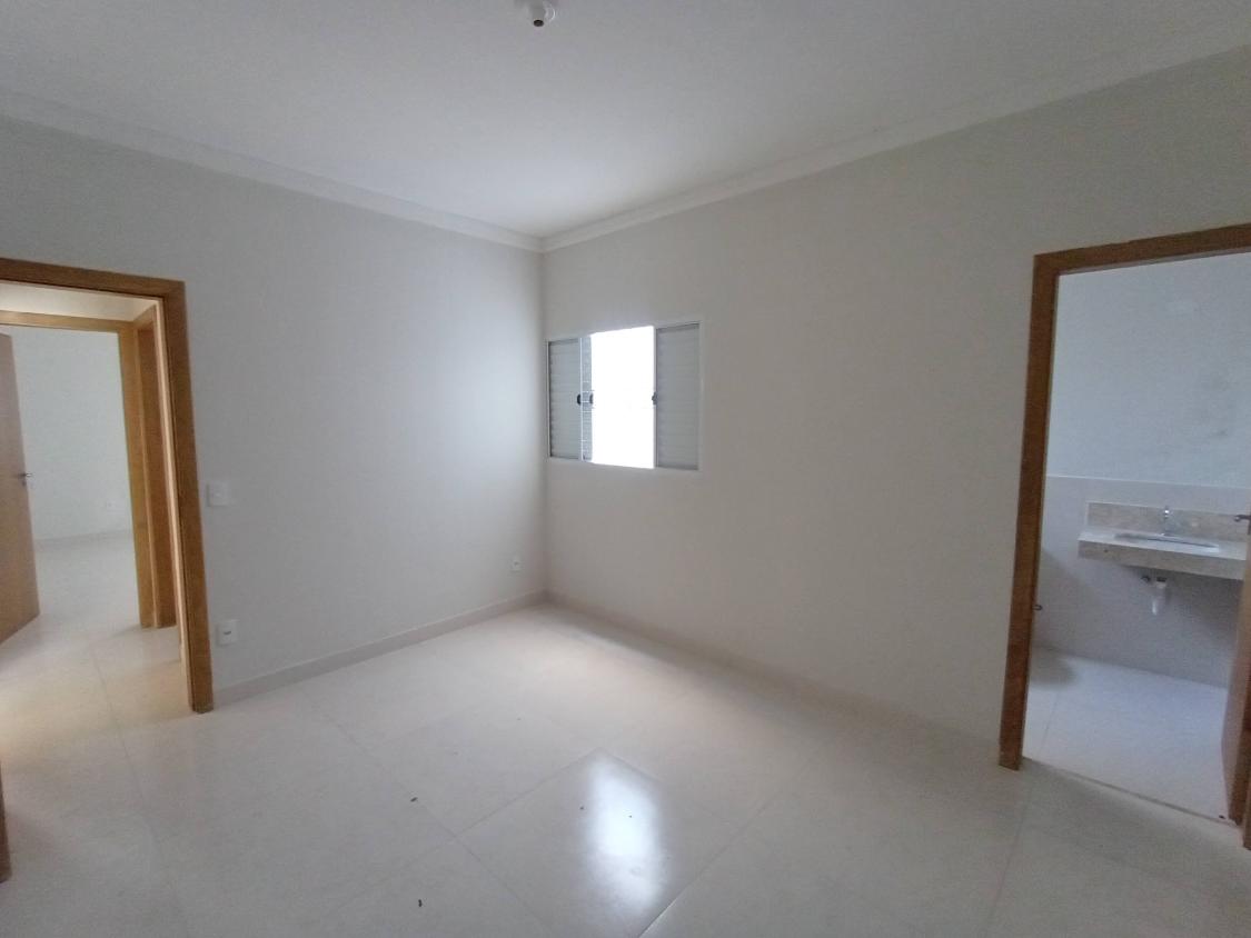 Casa à venda com 2 quartos, 110m² - Foto 4