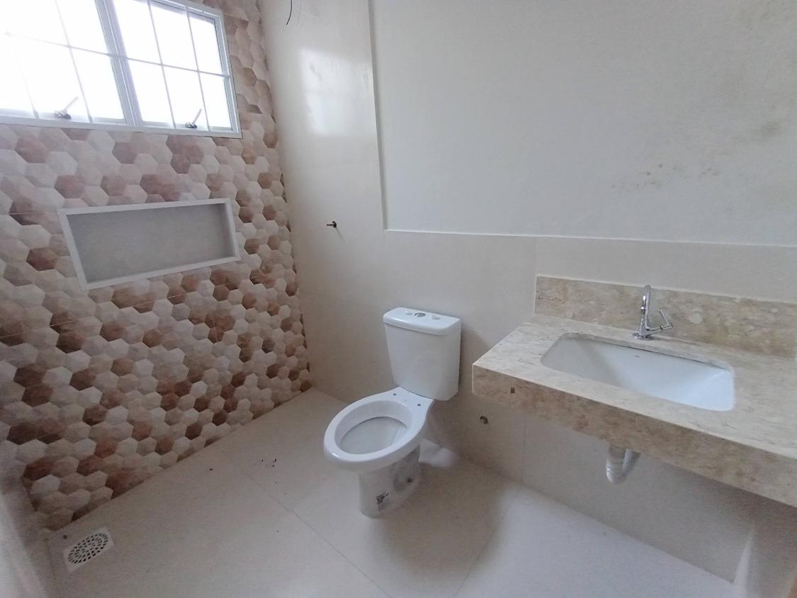 Casa à venda com 2 quartos, 110m² - Foto 3