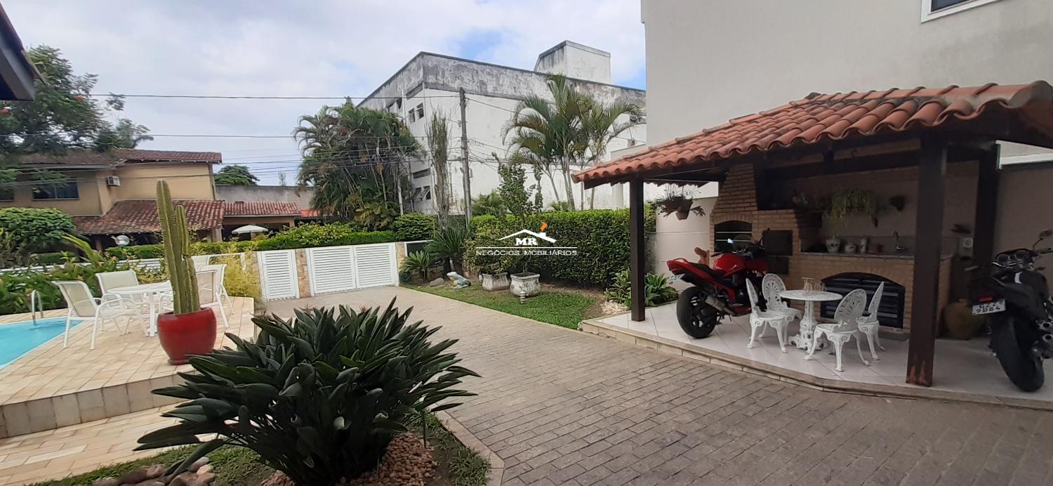 Casa de Condomínio à venda com 4 quartos, 230m² - Foto 38