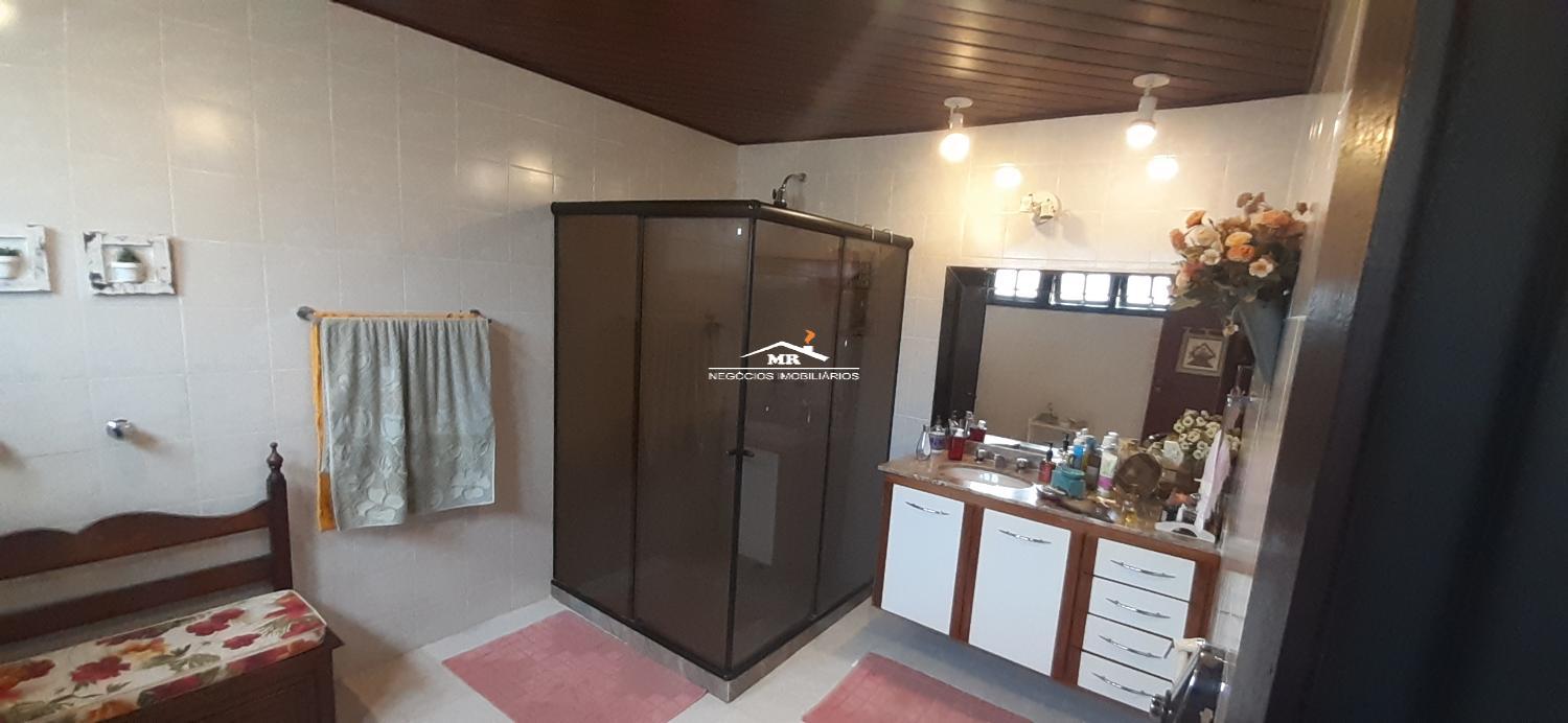 Casa de Condomínio à venda com 4 quartos, 230m² - Foto 14