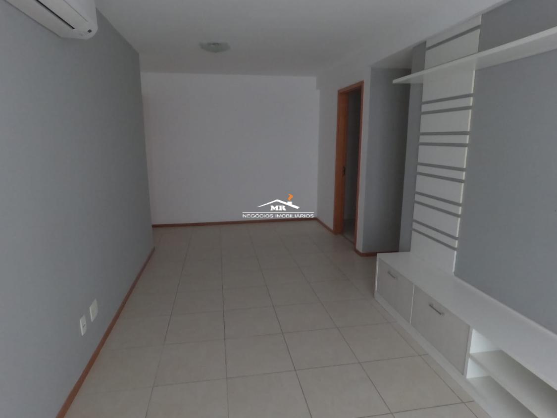 Apartamento à venda com 2 quartos, 90m² - Foto 4