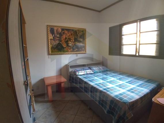 Casa à venda com 5 quartos, 200m² - Foto 20