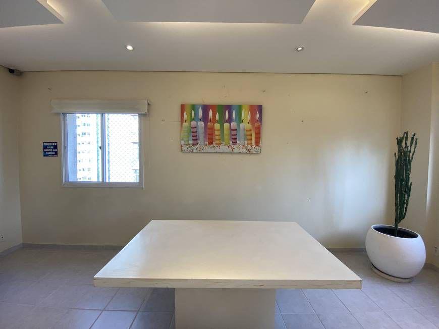 Apartamento à venda com 2 quartos, 72m² - Foto 15