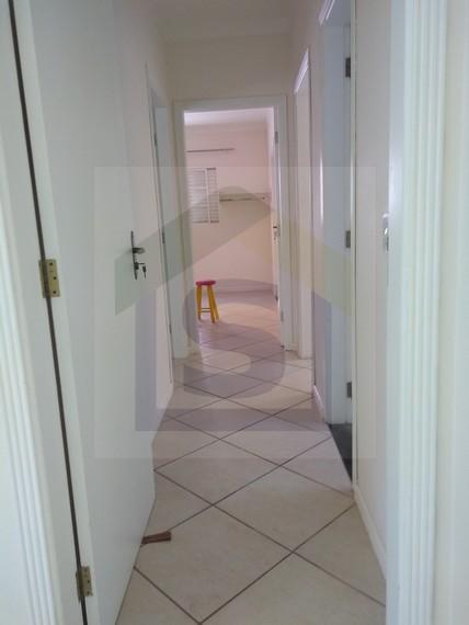 Casa à venda com 3 quartos, 250m² - Foto 15