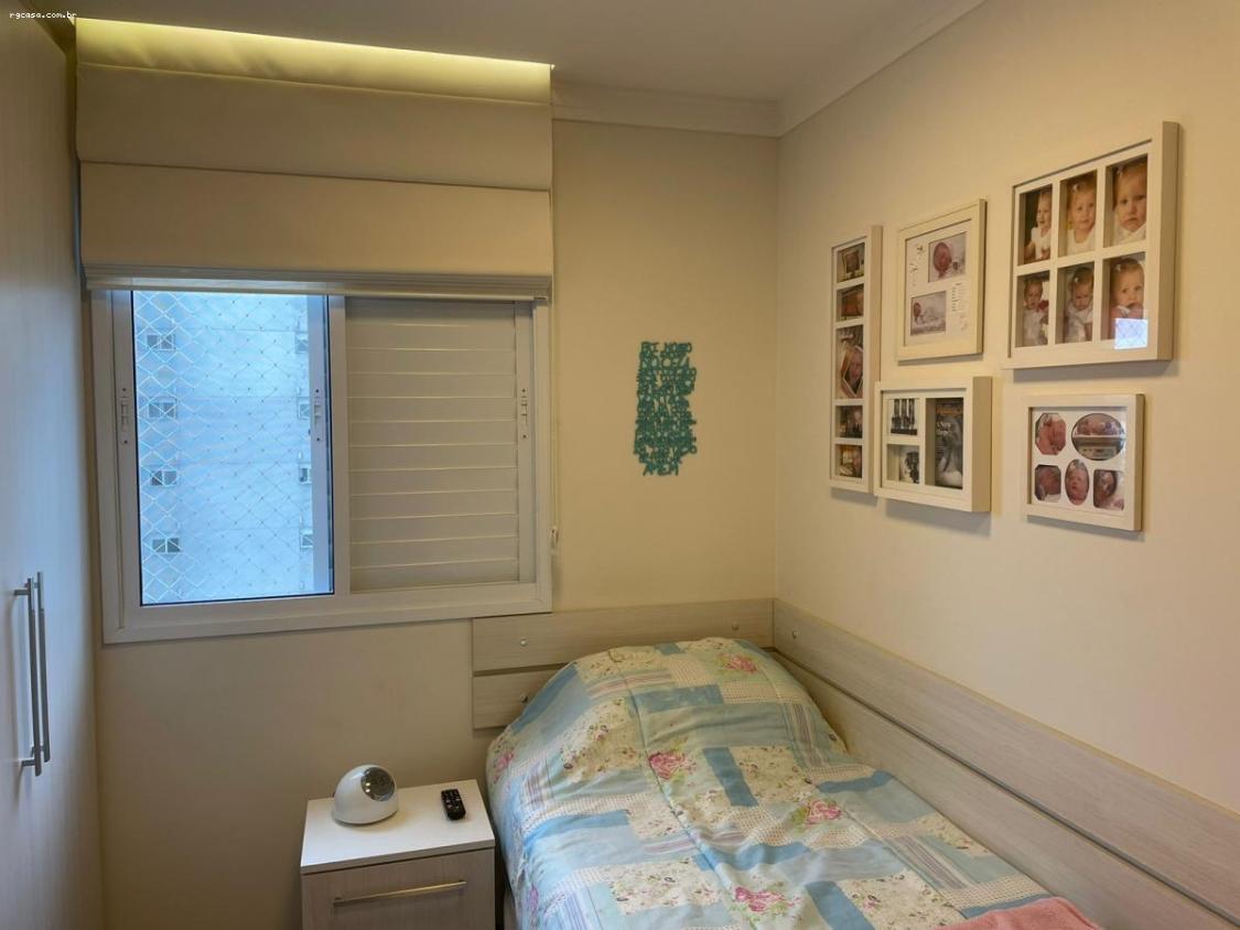 Apartamento à venda com 2 quartos, 80m² - Foto 13