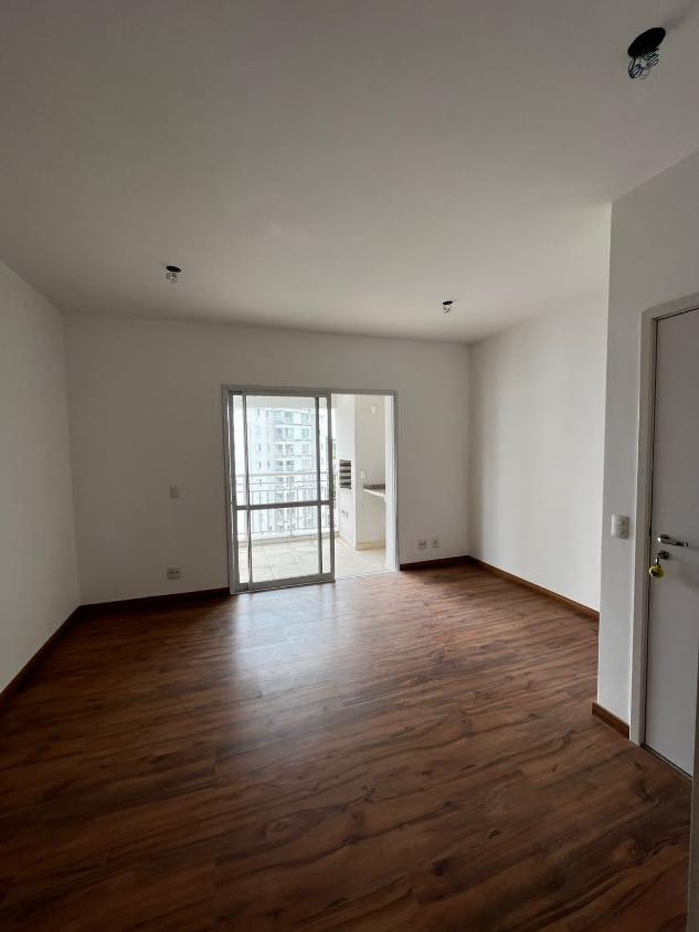 Apartamento à venda com 3 quartos, 80m² - Foto 1