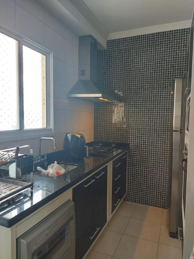 Apartamento à venda com 3 quartos, 80m² - Foto 3