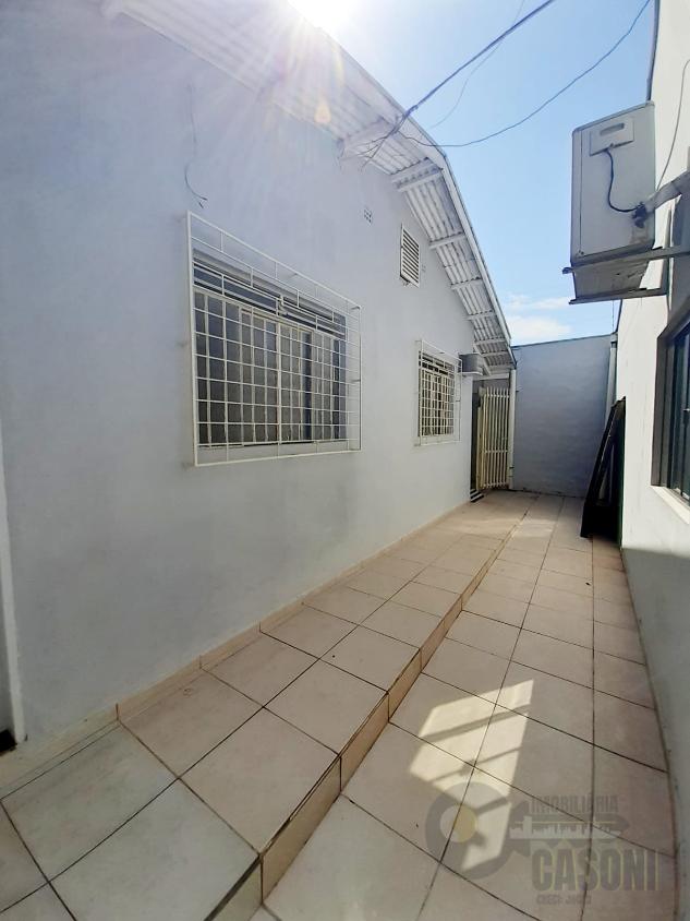 Casa à venda com 2 quartos, 300m² - Foto 11