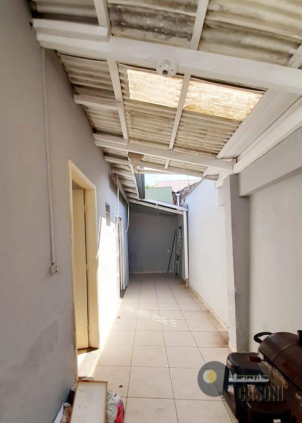 Casa à venda com 2 quartos, 300m² - Foto 18