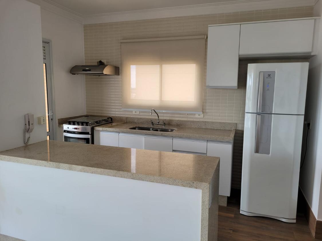 Apartamento à venda com 3 quartos, 119m² - Foto 1