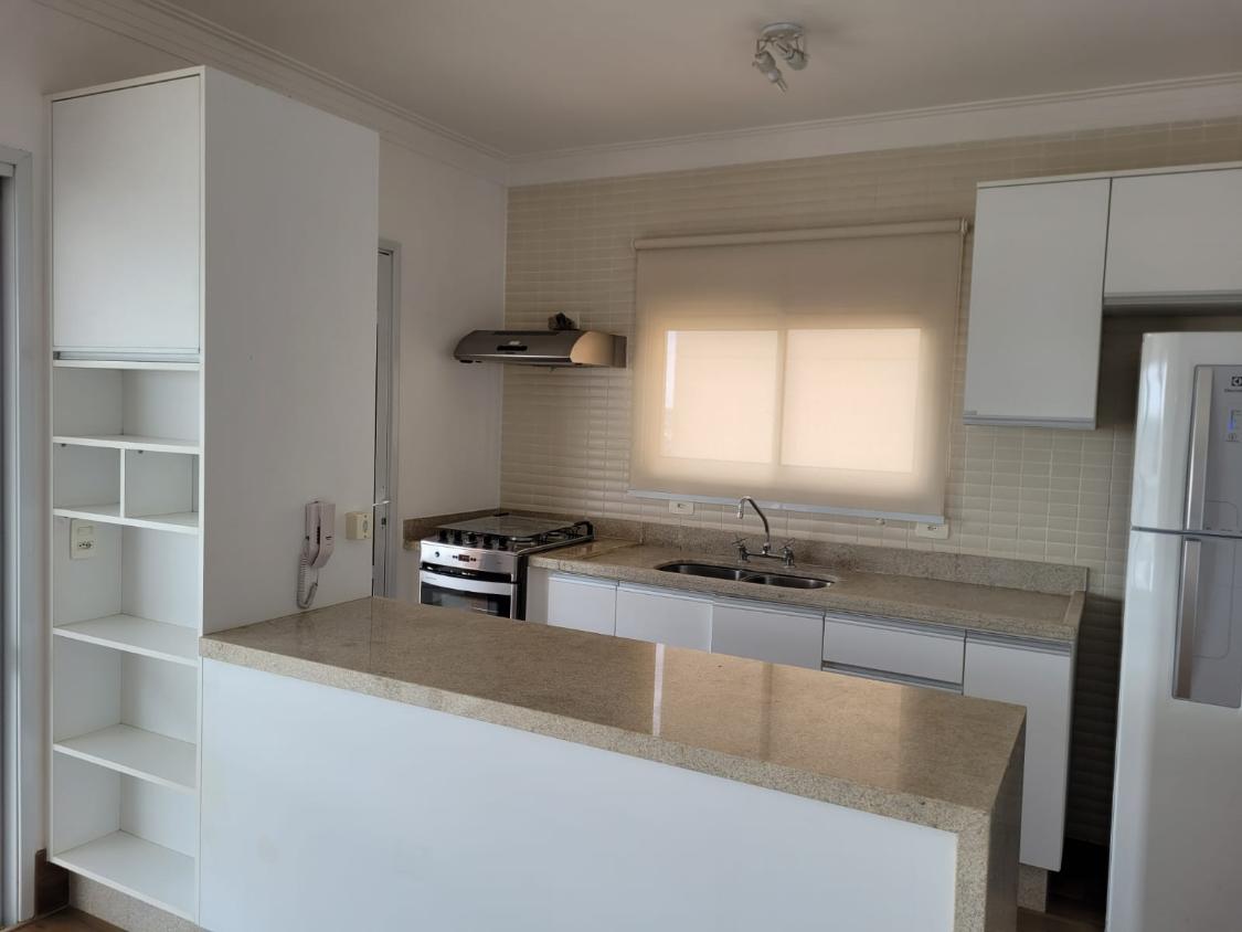 Apartamento à venda com 3 quartos, 119m² - Foto 2