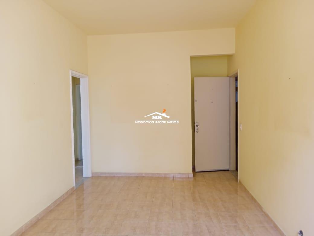 Apartamento à venda com 2 quartos, 84m² - Foto 1