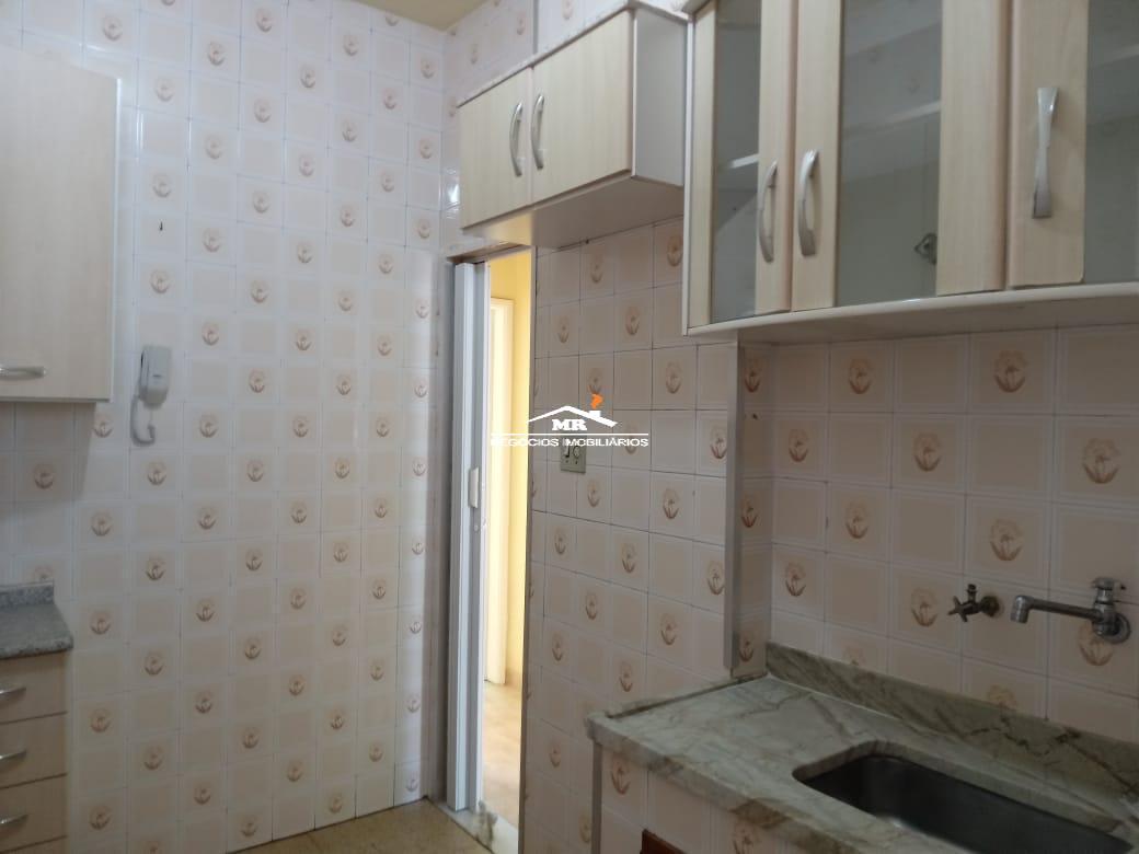 Apartamento à venda com 2 quartos, 84m² - Foto 5