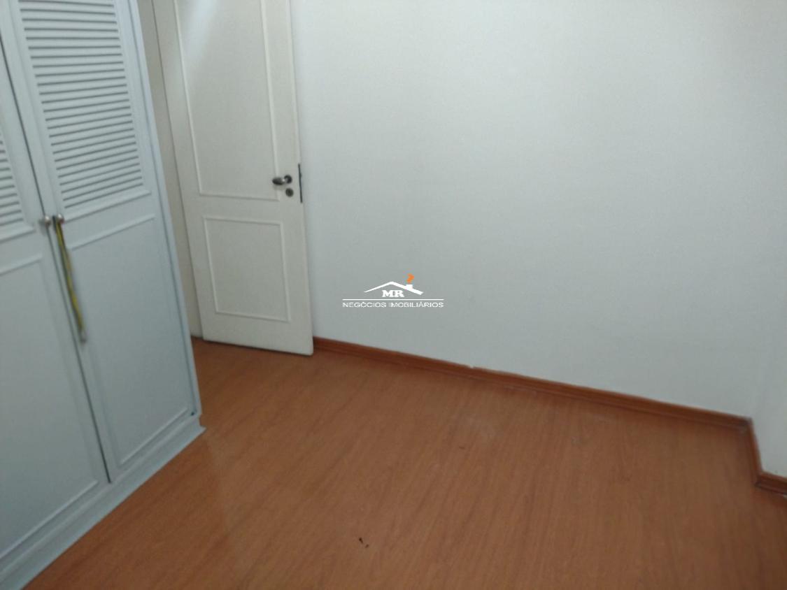 Apartamento à venda com 3 quartos, 108m² - Foto 5