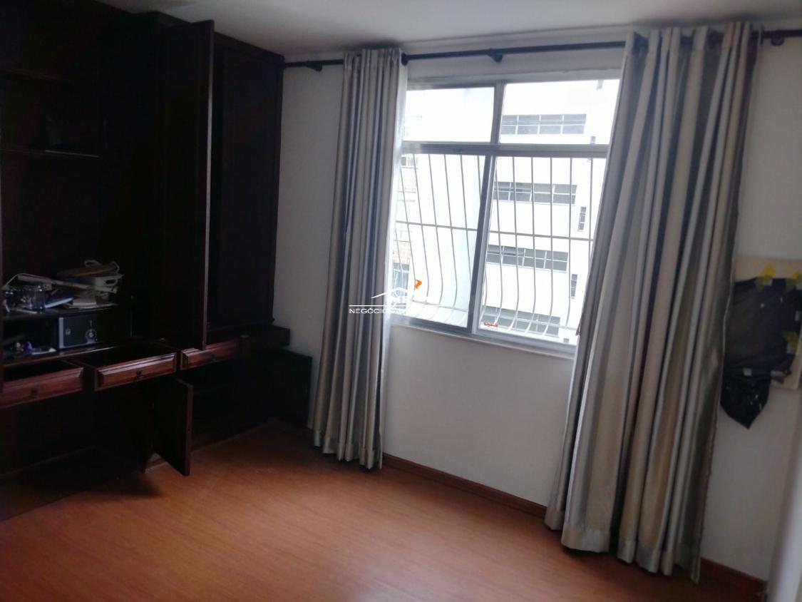 Apartamento à venda com 3 quartos, 108m² - Foto 10