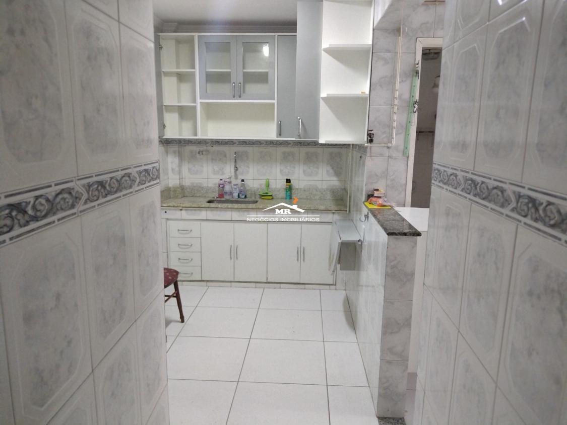 Apartamento à venda com 3 quartos, 108m² - Foto 15