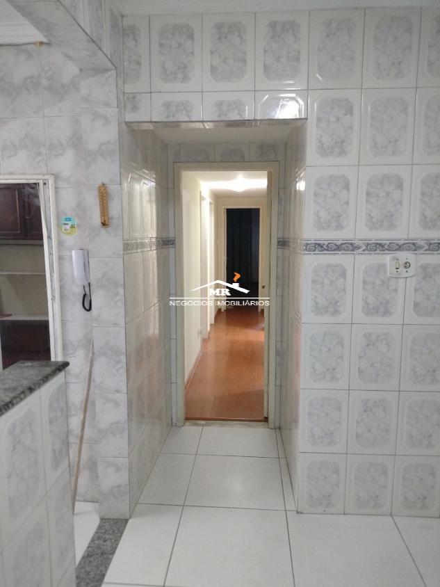 Apartamento à venda com 3 quartos, 108m² - Foto 16