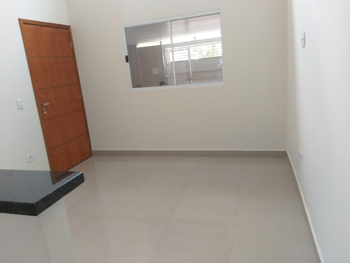 Casa à venda com 2 quartos, 88m² - Foto 3