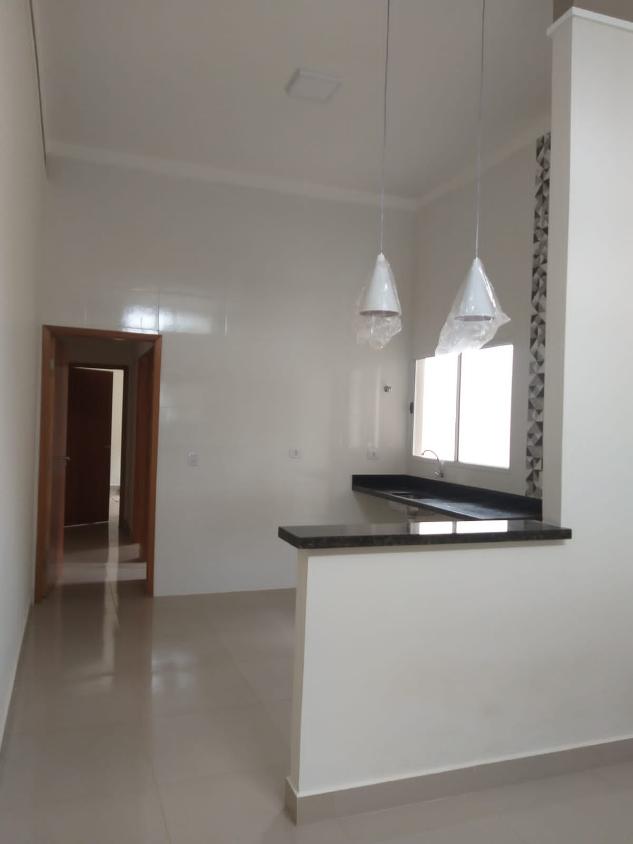 Casa à venda com 2 quartos, 88m² - Foto 4