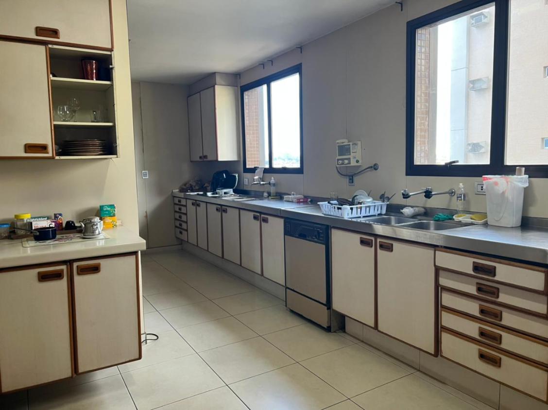 Apartamento à venda com 5 quartos, 480m² - Foto 26