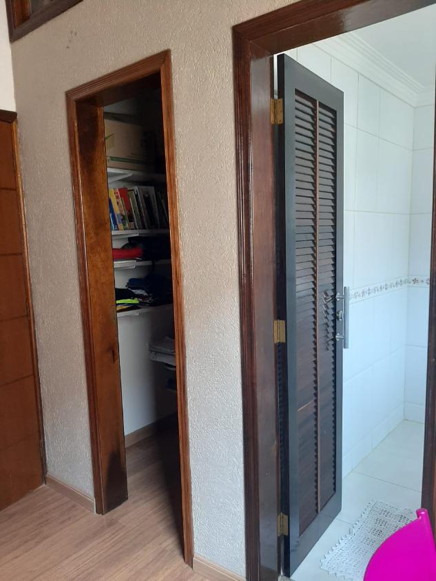 Casa de Condomínio à venda com 4 quartos, 300m² - Foto 12