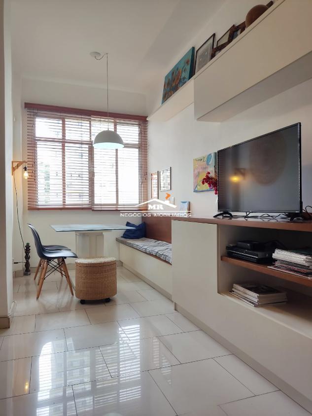 Apartamento à venda com 1 quarto, 45m² - Foto 4