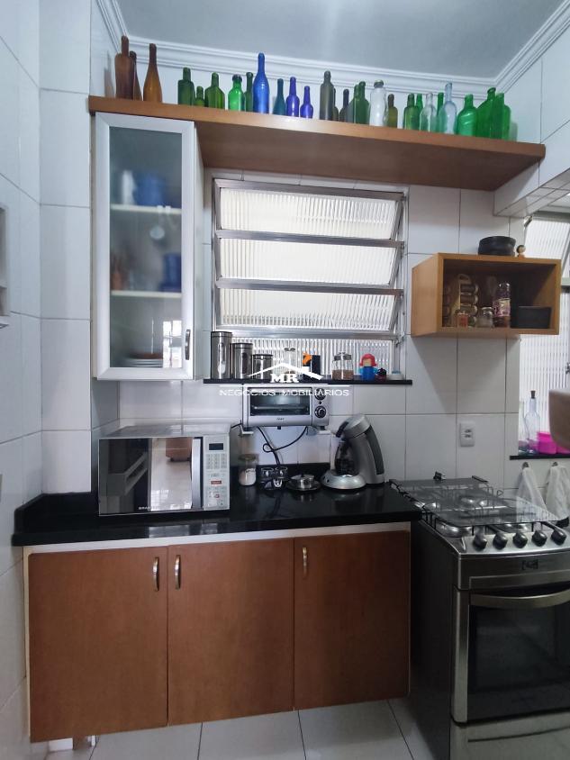 Apartamento à venda com 1 quarto, 45m² - Foto 11