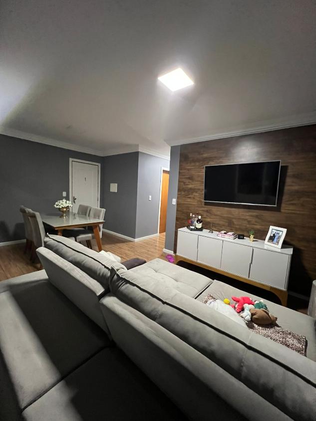 Apartamento à venda com 2 quartos, 72m² - Foto 1