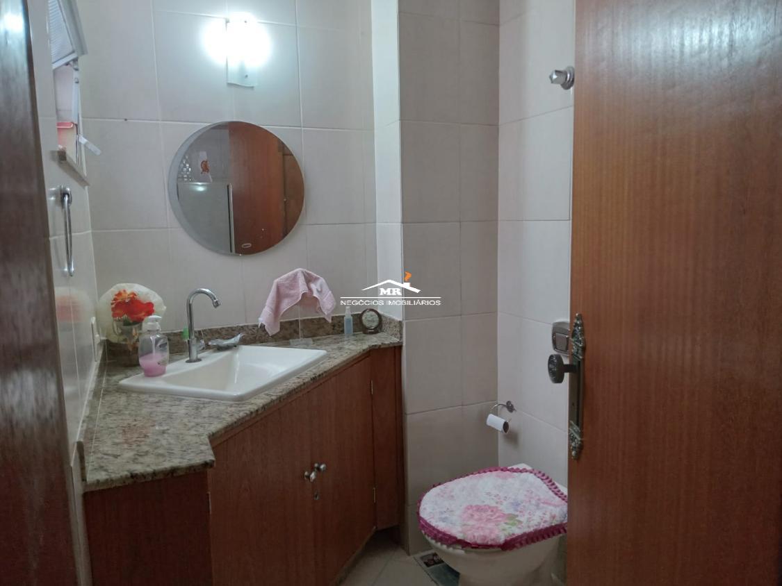 Apartamento à venda com 2 quartos, 84m² - Foto 5