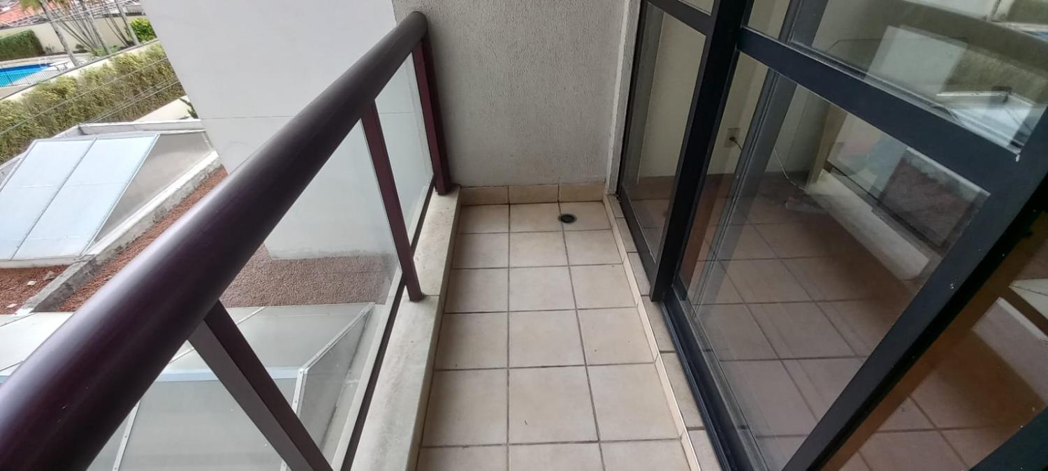 Apartamento à venda com 2 quartos, 68m² - Foto 4