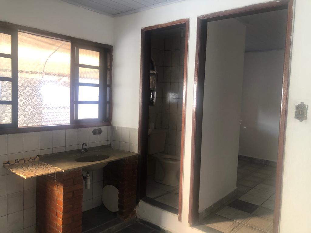 Casa para alugar com 3 quartos, 150m² - Foto 3